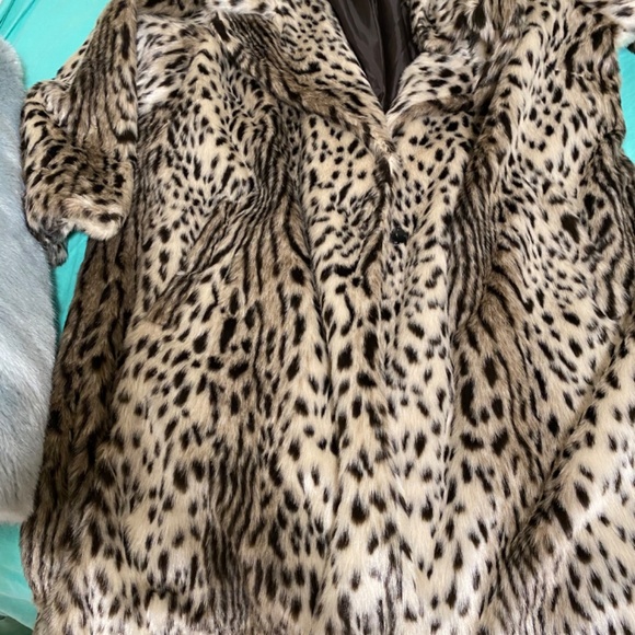 Winter jackets for sale - Picture 4 of 6